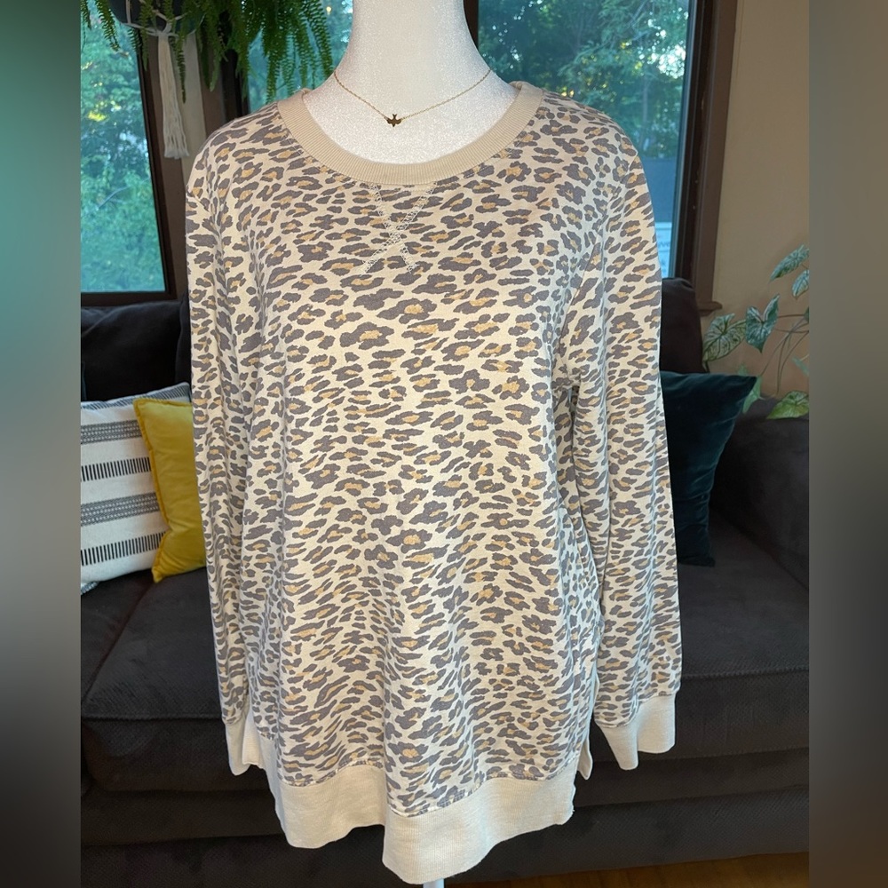 Item must be bundled- Leopard slouch tunic